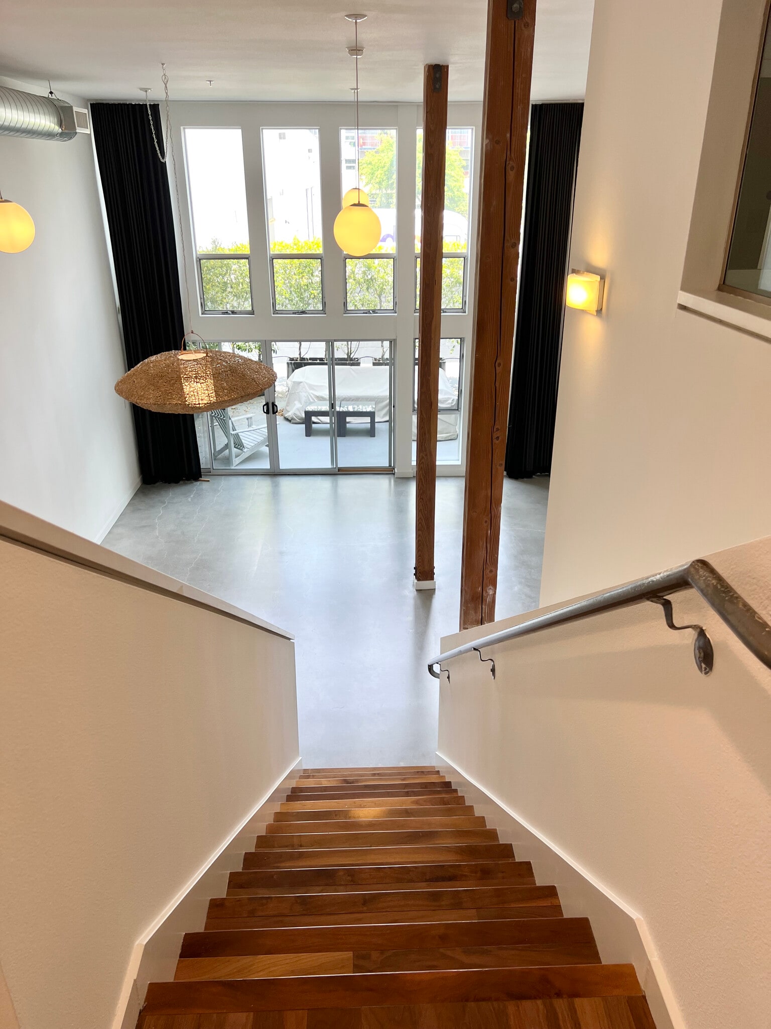 Building Photo - 4215 Glencoe Ave