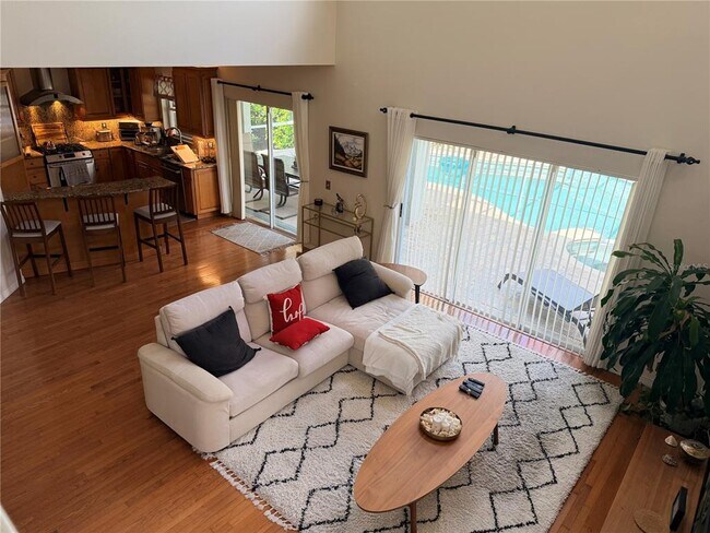 Building Photo - 9903 Hartwell Bridge Cir