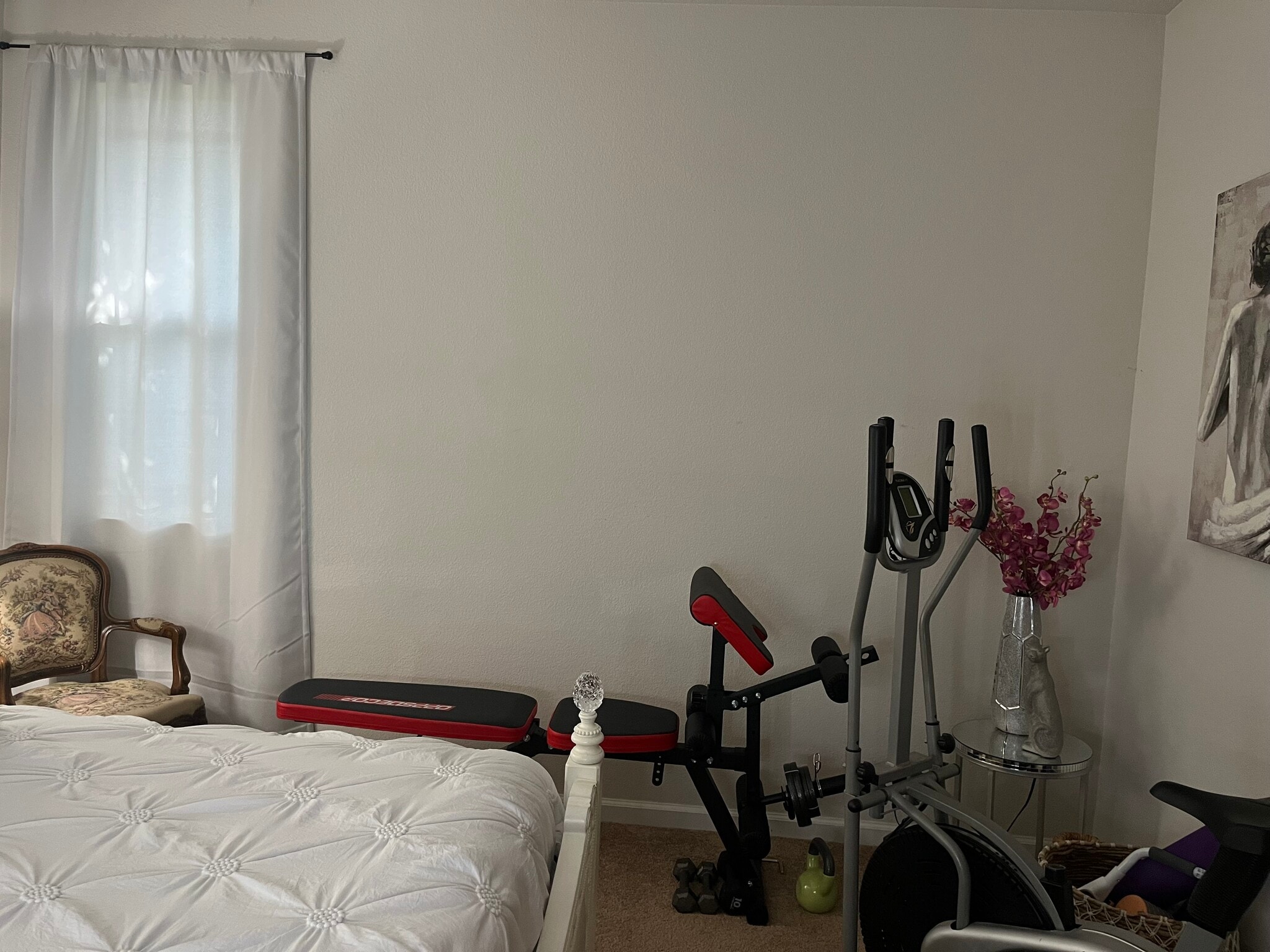 Building Photo - 1432 S Hart Dr