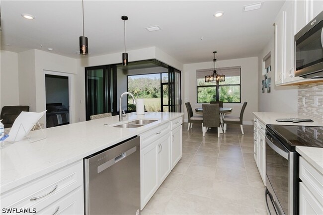 Building Photo - 5697 Mayflower Way
