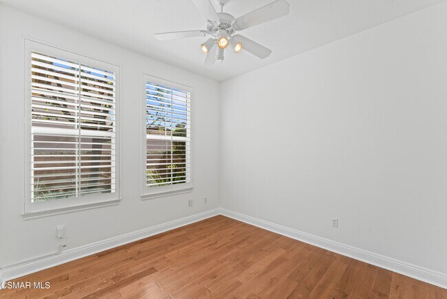 Building Photo - 3718 Young Wolf Dr