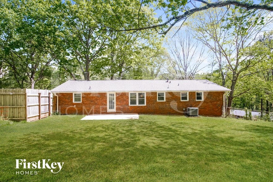 Building Photo - 3548 Birchwood Dr