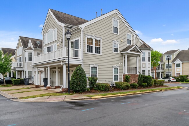 Building Photo - 8122 Lee Hall Ave
