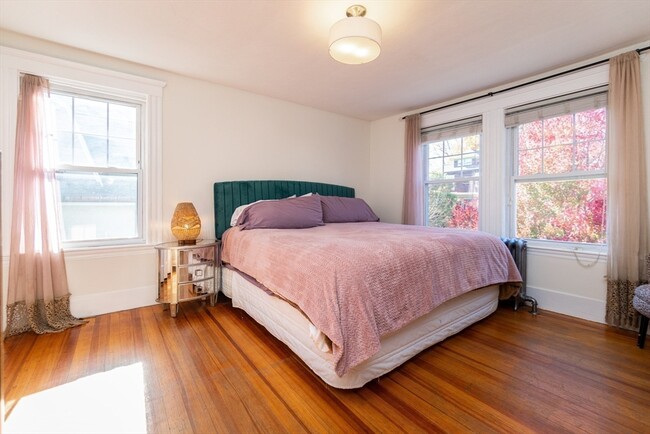 Building Photo - 59 Langdon Ave