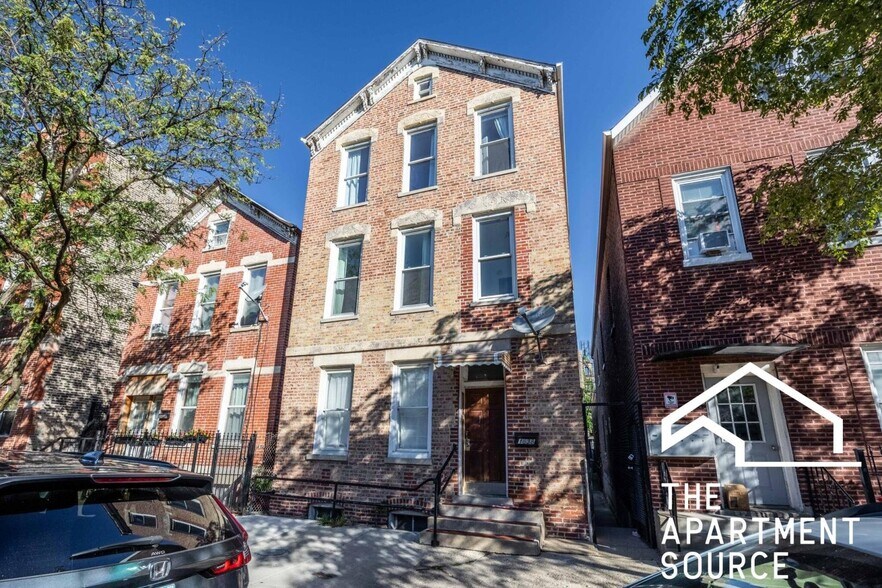 Building Photo - 1638 W 18th Pl