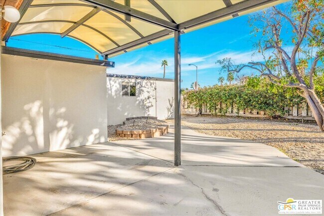 Building Photo - 40851 Bob Hope Dr