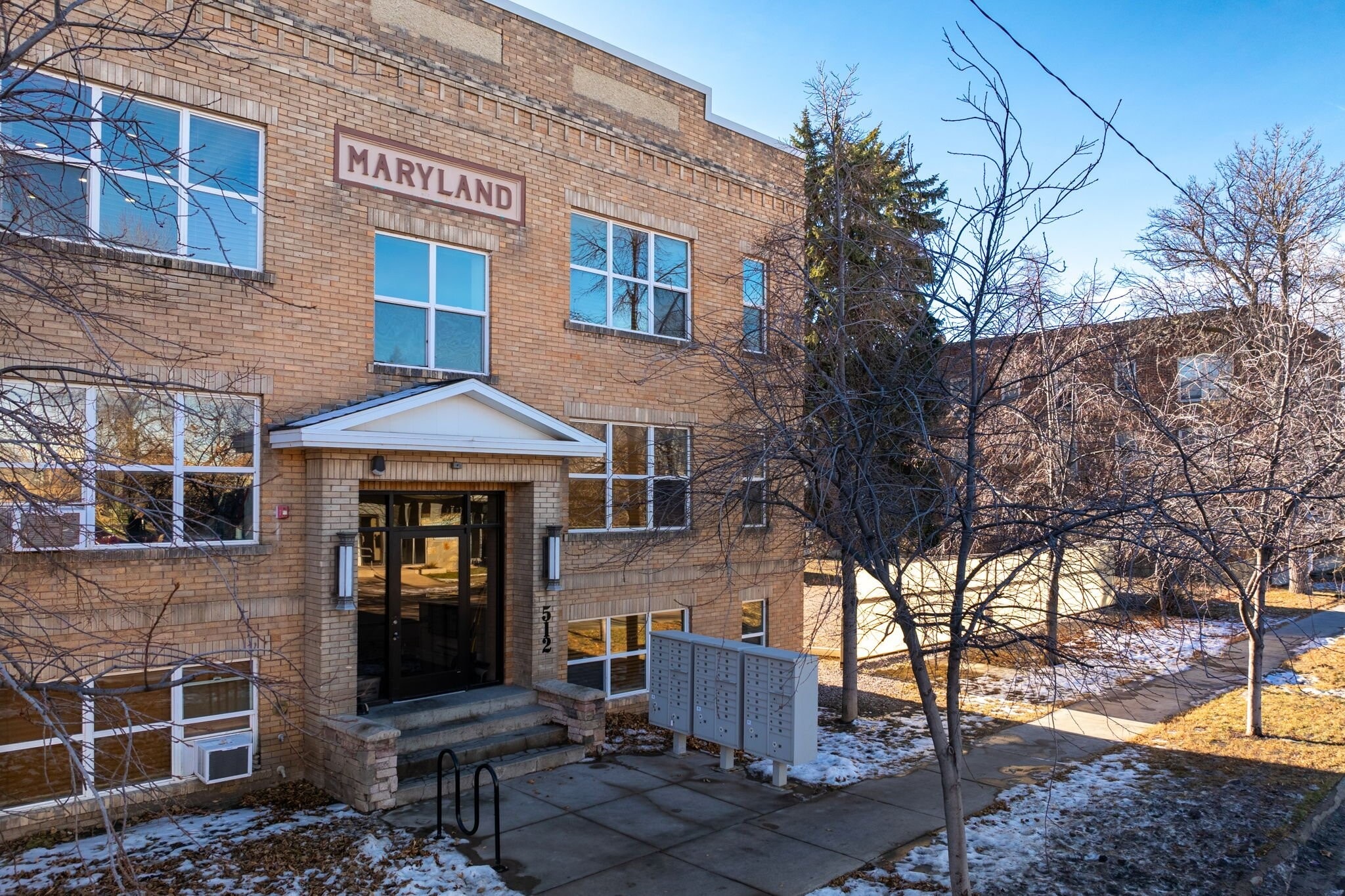 Building Photo - 512 2nd Ave N