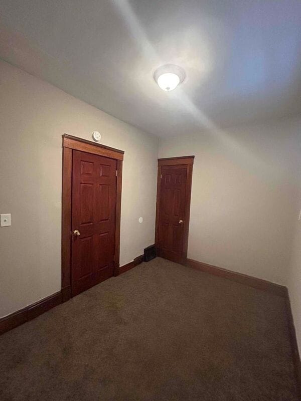 Building Photo - 8016 Medina Ave