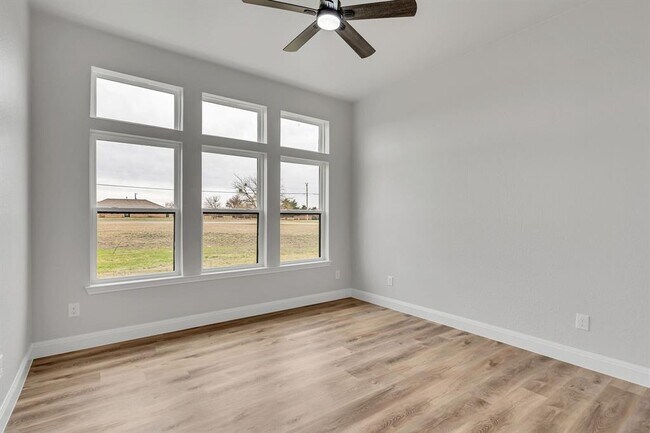 Building Photo - 157 Country Pl Ln