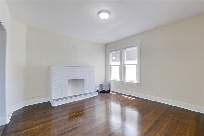 Building Photo - 41 Almy St