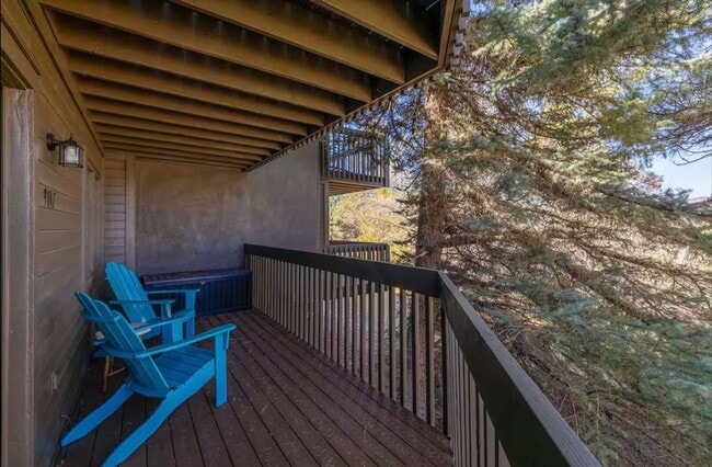 Building Photo - Country Club Comfort | 1BR Condo + W/D + Balcony