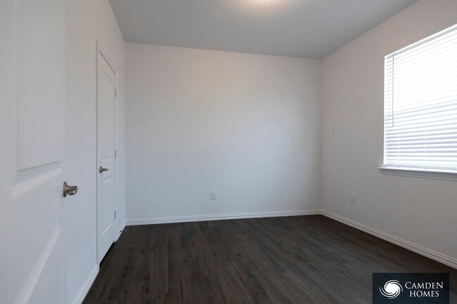 Building Photo - 58 Cherry Blossom Way
