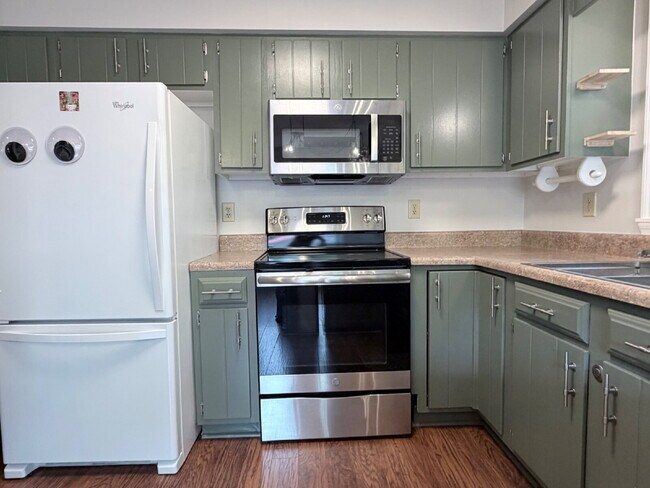 Building Photo - Wooded Retreat with Community Lake Access – Hendersonville, NC