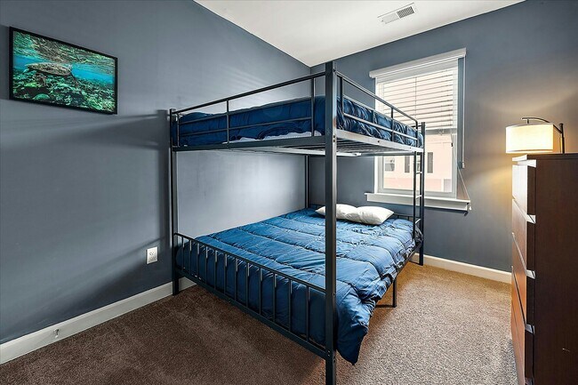 Building Photo - 114 69th St