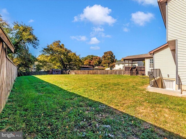 Building Photo - 408 Willow Hill Pl