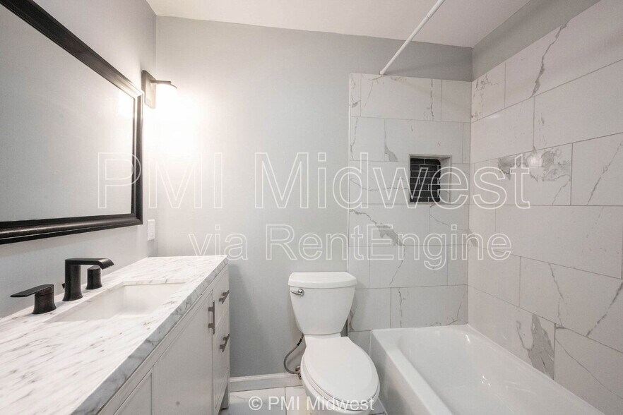 Building Photo - 4350 Dubarry Rd