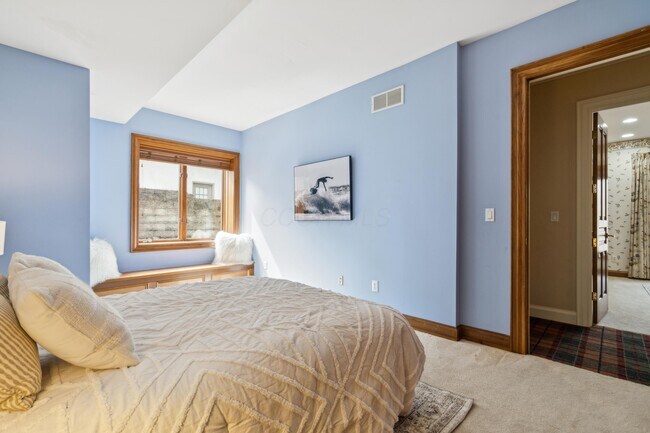 Building Photo - 5055 Slate Run Woods Ct