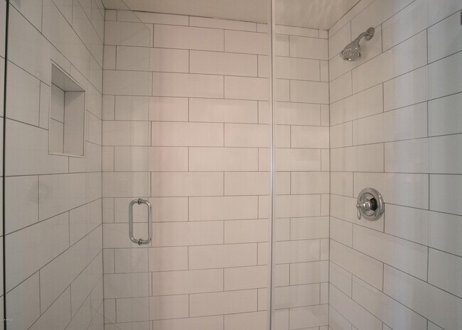 Building Photo - 4525 N 66th St