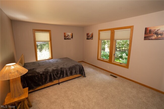 Building Photo - 1281 Township Rd 653
