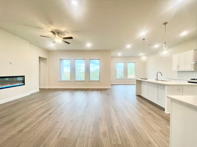 Primary Photo - 1632 Estivella Dr