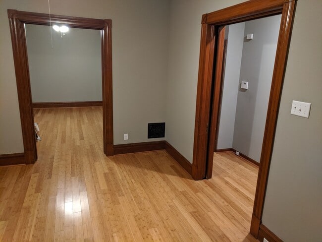 Building Photo - 3666 Botanical