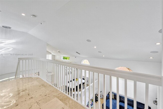 Building Photo - 1500 SW 171st Terrace
