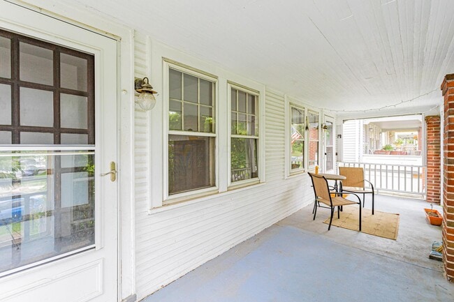 Building Photo - 174 W Weber Rd