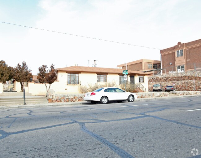 The Grant 2825 Grant Ave El Paso TX 79930 Apartment Finder