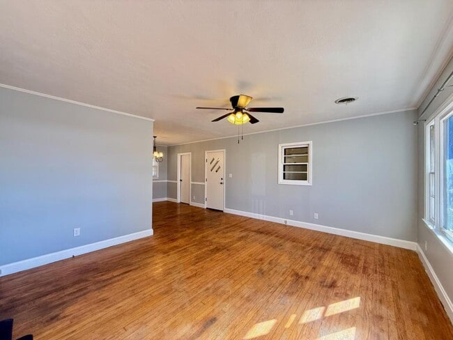 Building Photo - 800 McAbee Dr