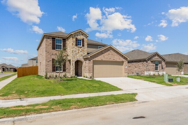 Building Photo - 16048 Isles Dr