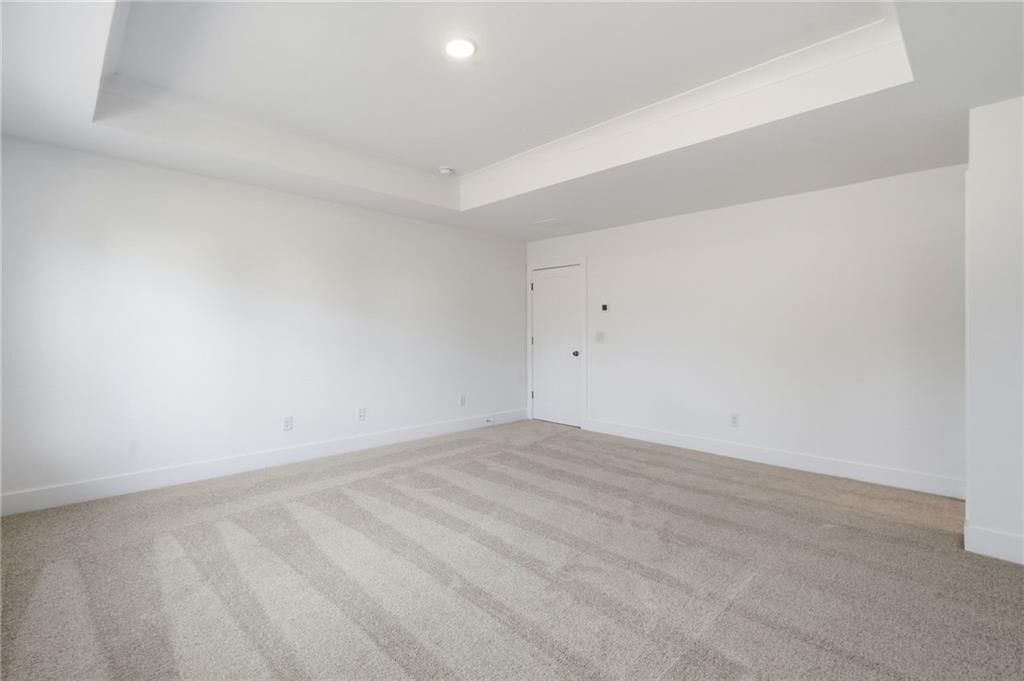 Building Photo - 187 Redbud Rd