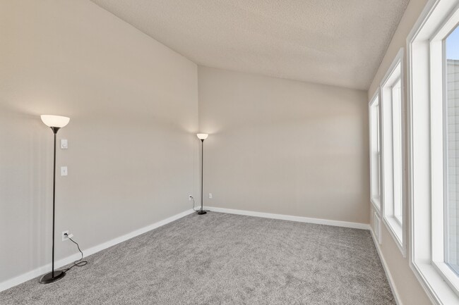 Building Photo - 946 Ocean Shores Blvd SW