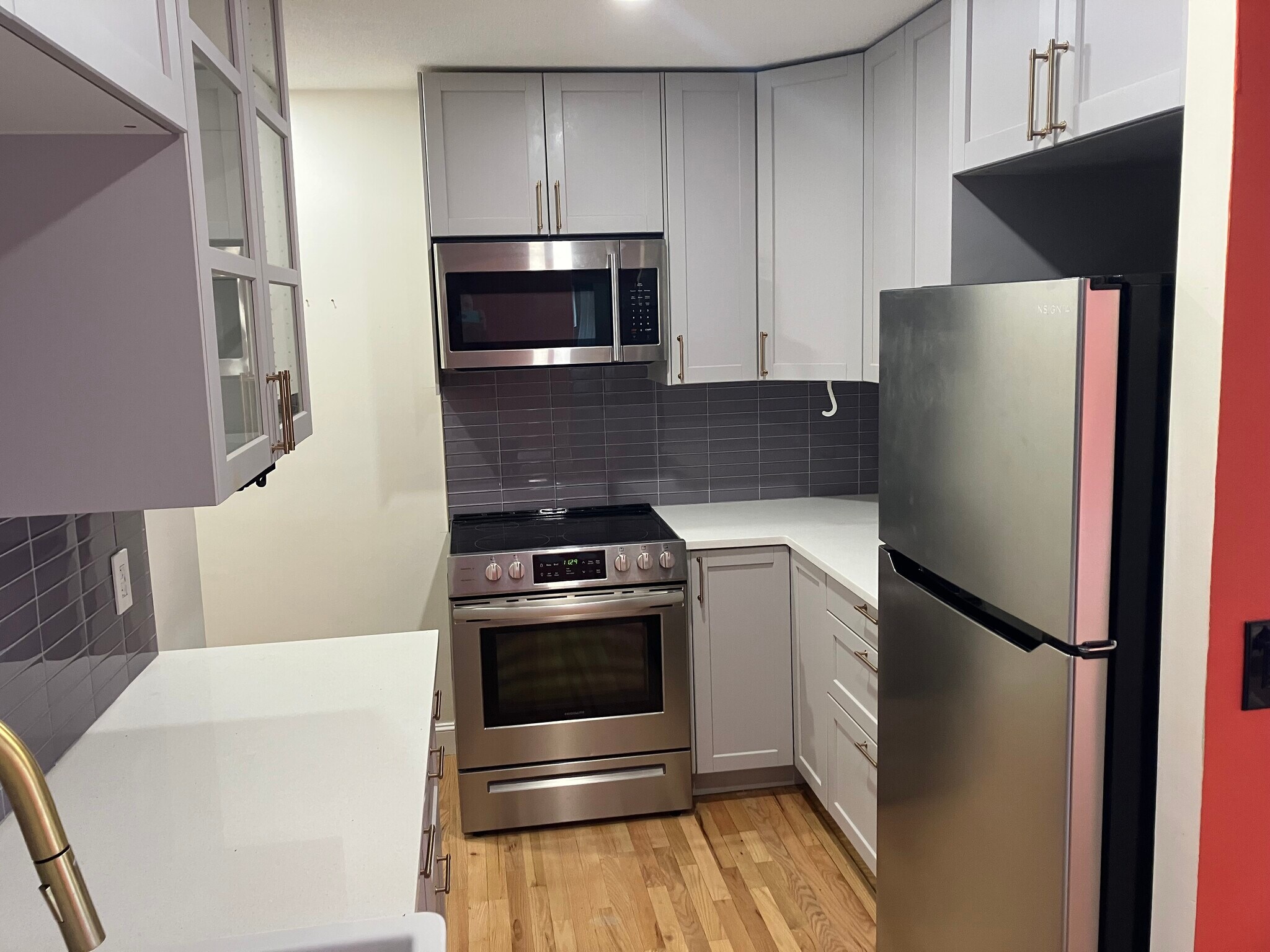 Building Photo - 505 Centre St