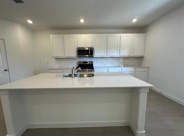 Building Photo - 1316 Rockwell Dr