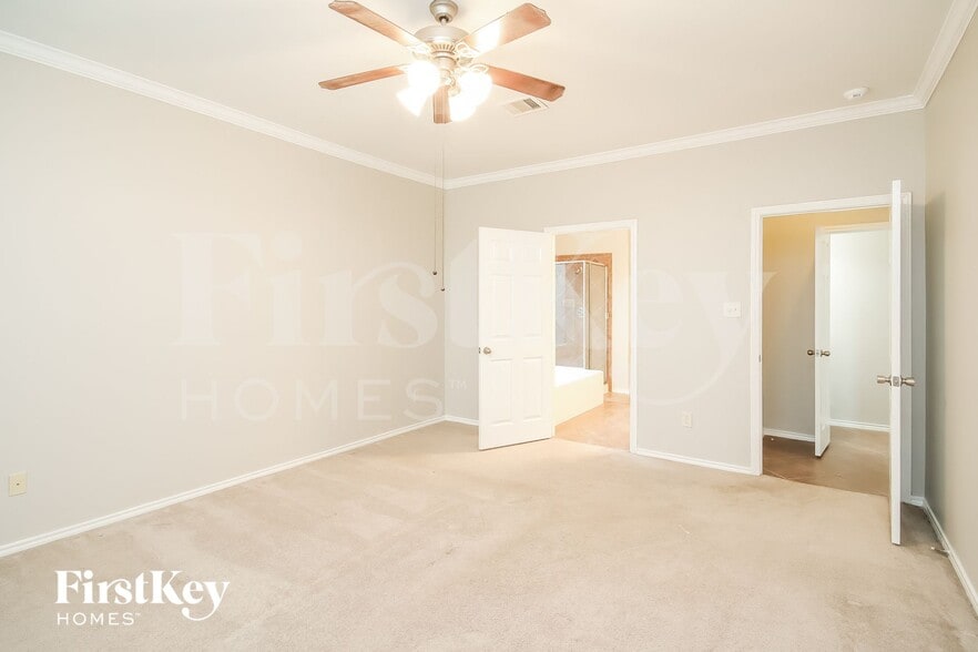 Building Photo - 7407 Pony Creek