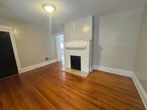 Building Photo - Charming 1 BR apartment on N. Person St. s...