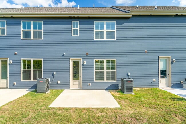 Building Photo - 1472 Mountain Quail Cir