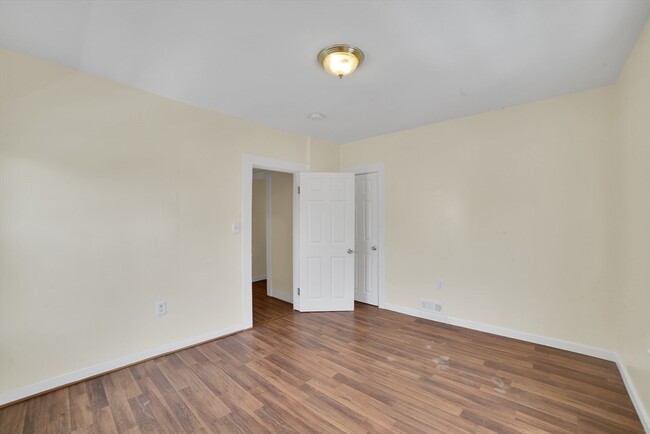 Building Photo - 61-63 Albertina St
