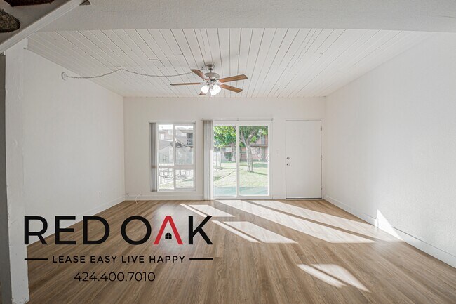 Building Photo - 855 S Citrus Ave