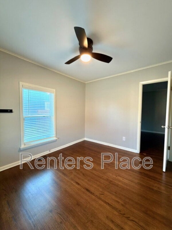 Building Photo - 1528 S St Louis Ave