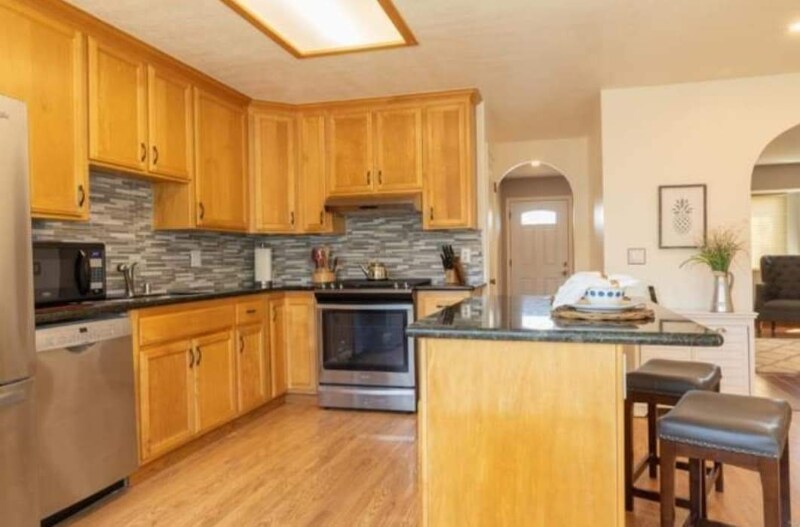 Building Photo - 712 Magnolia Ct