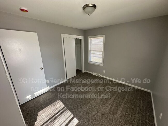 Building Photo - 7318 James A Reed Rd