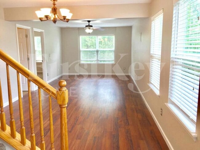 Building Photo - 1725 Belleau Wood Dr