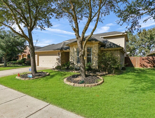 Building Photo - 8214 Garrison Point Dr