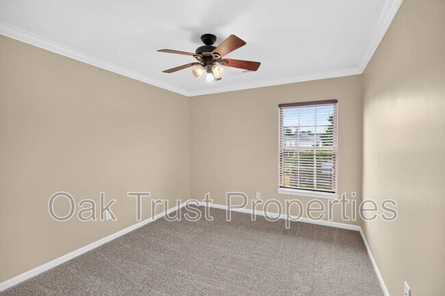 Building Photo - 7018 Bellflower Ln