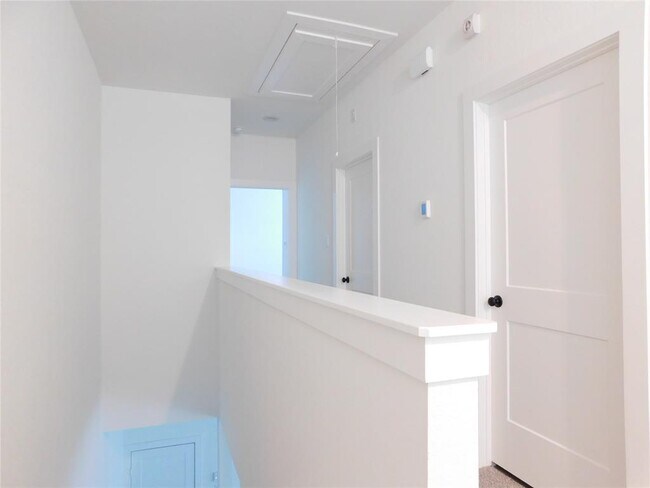 Building Photo - 9447 Lantern Lgt Dr