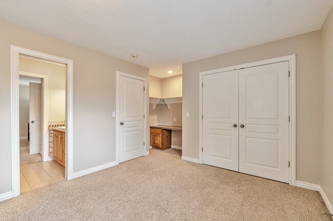 Building Photo - 1306 E 5250 S