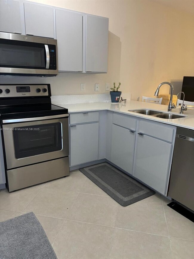 Building Photo - 3310 Palomino Dr
