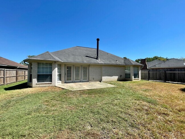 Building Photo - 5275 Timberline Ln