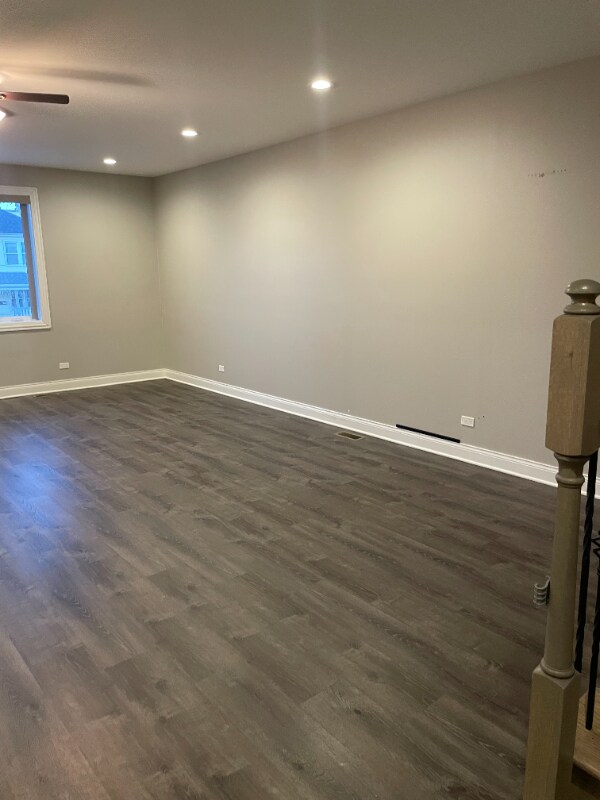 Building Photo - 6027 W Giddings St